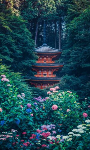 Templo japones en el bosque IPhone Wallpaper HD